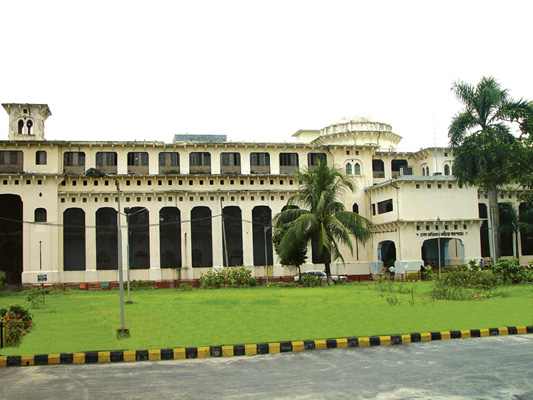 Dhaka Medical College, Bangladesh